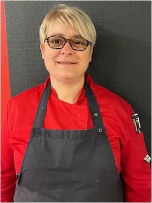 Christèle, Vendeuse · Préparatrice chez Artisans Bouchers Modernes